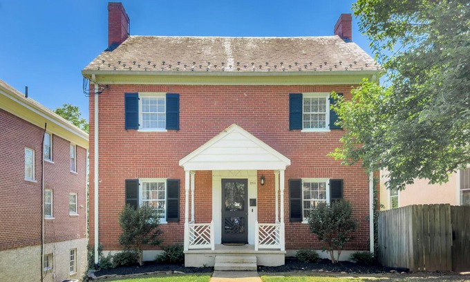 Rivermont House | Colonial Gem: Walk to Dining & Park, Near Downtown!