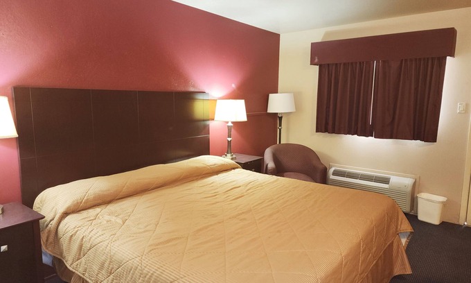 Monahans Hotel | Colonial Inn Monahans