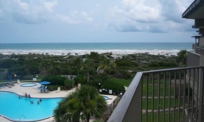 Butler Beach Condo | Colony Reef 1408, Clean,updated 3BR/2BA Ocean view Condo w/Private WiFi.
