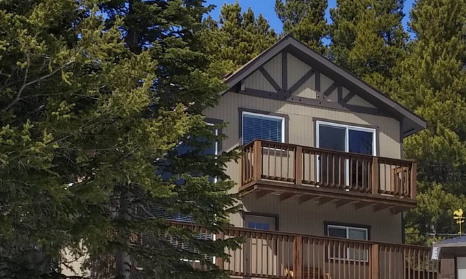 Saint Mary's Cabin | Colorado Mountain Retreat - Spacious Cabin with Hot tub