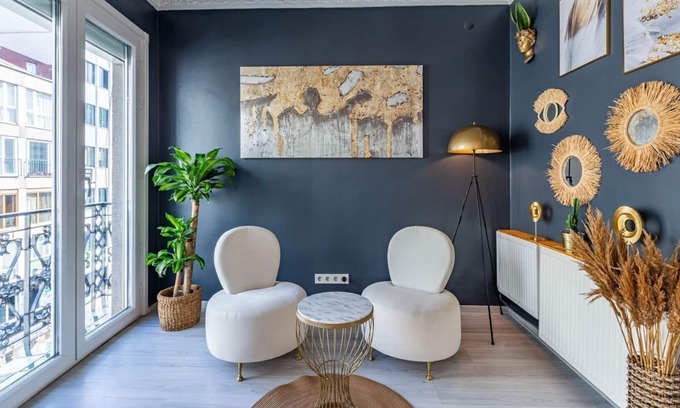 Nisantasi Apartment | Colorful Breezy Apartment Close Trendy Attractions in the Heart of Nisantasi