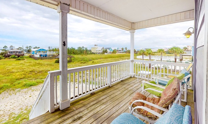 Gulf Shores House | Colorful Duplex Apartment w/Porch, WiFi & Central AC - Walk to the Beach