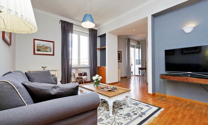 Celio Apartment | Colosseum panoramic elegant apartment for 6