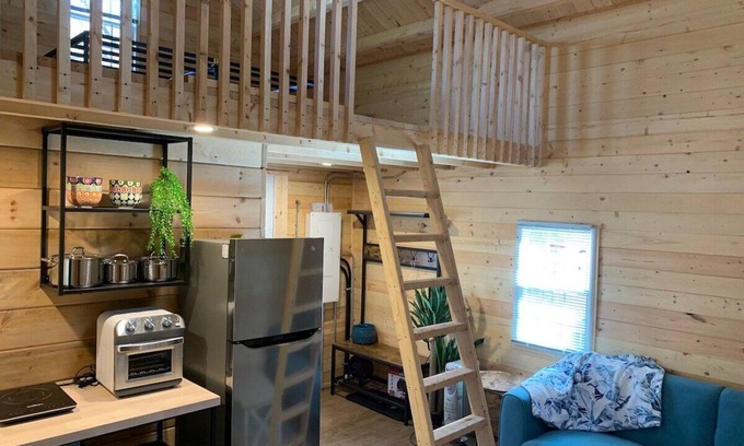 Fenelon Falls Cabin | Columba - New Lofted Kabin