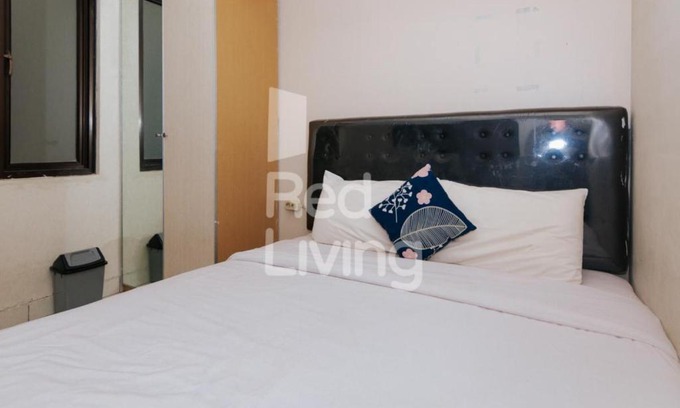 Karawang Hotel | Columbus Residence J10 near RSUD Karawang Mitra RedDoorz