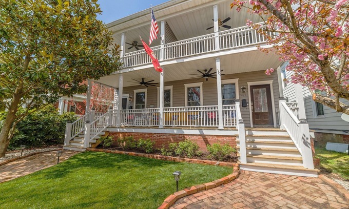 Cape Charles House | Come and Sit a Spell