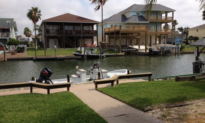 City-by-the Sea House | Come enjoy & relax! Winter Texans welcome and willing to negotiate monthly rate.