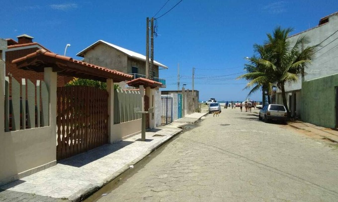 Peruibe House | Come enjoy the best of Peruíbe with your family and pets. WIFI included