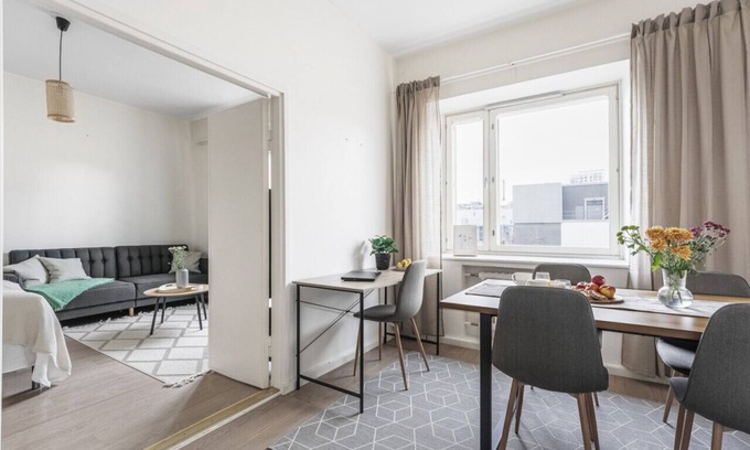 Tampere Condo | Come in! "Voima" Two rooms in historical building!