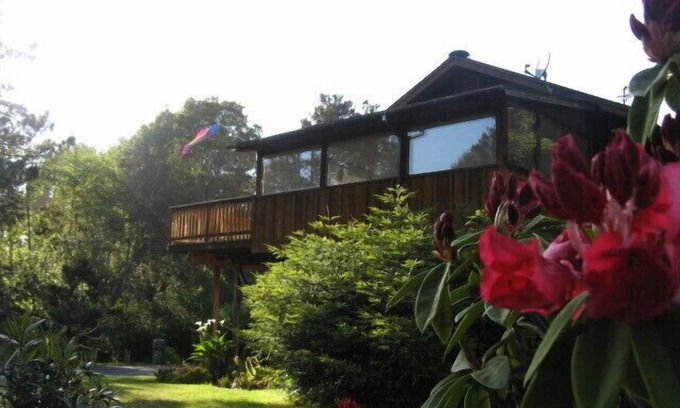 Cleone House | Come Rejuvenate on the Cool Mendocino Coast.
