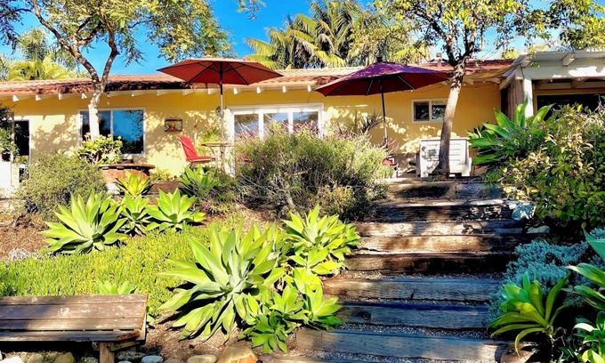 Santa Barbara House | Come stay in a beautiful garden retreat home near the beach in Santa Barbara.