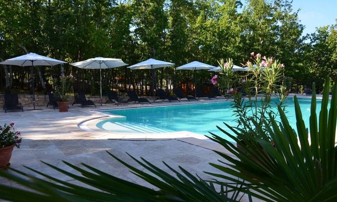Saint-Privat-de-Champclos House | Comfort cottage in a 5* Nature et Calme estate B02