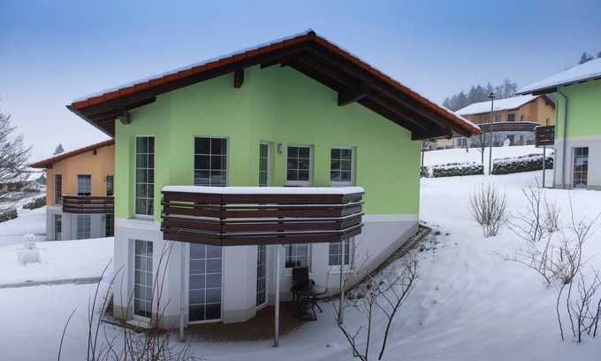 Bad Sachsa House | Comfort 4-person apartment - Extra accessible in the holiday park Landal Salztal Paradies