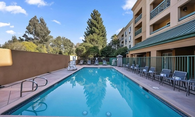 San Ramon Hotel | Comfort and Convenience! Outdoor Pool, Free Parking, Close to Windy Hill Park!