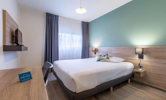 Miroir - Batignolles Hotel | Comfort Aparthotel Le Mans