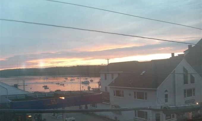 Damariscotta Apartment | Comfort Found Literary Lodging