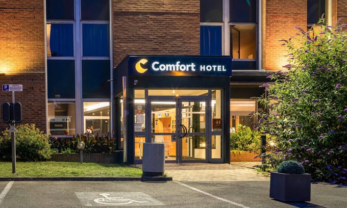 Tourcoing Hotel | Comfort Hotel Lille L'Union