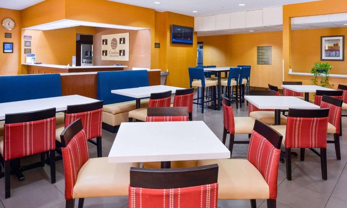 Joplin Hotel | Comfort Inn and Suites Joplin