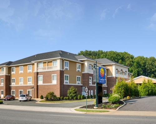 Thornhill Hotel | Comfort Inn and Suites