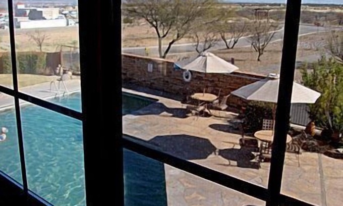 Pomerene Hotel | Comfort Inn Benson near Kartchner Caverns