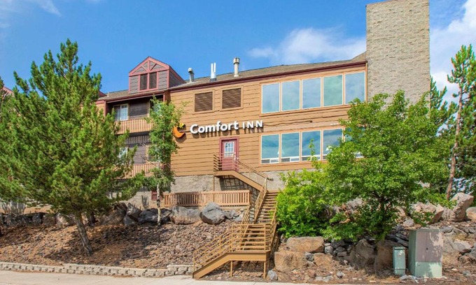 Woodlands Village Hotel | Comfort Inn Flagstaff South I-17