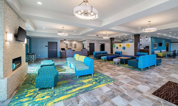 Central Oklahoma City Hotel | Comfort Inn & Suites Oklahoma City near Bricktown