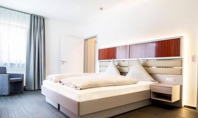 Meschede Apartment | Comfort room, with shower/WC, max. 2 persons