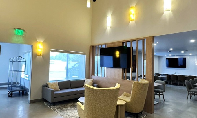 Tucson Hotel | Comfort Suites At Tucson Mall
