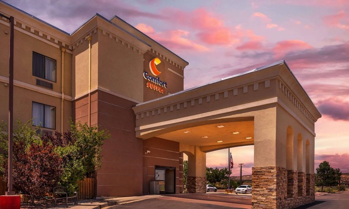 Gallup Hotel | Comfort Suites Gallup East Route 66 and I-40