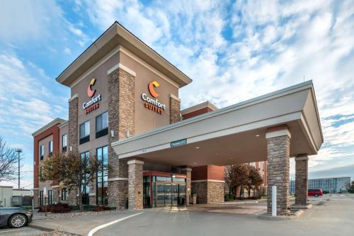 Manhattan Hotel | Comfort Suites Manhattan