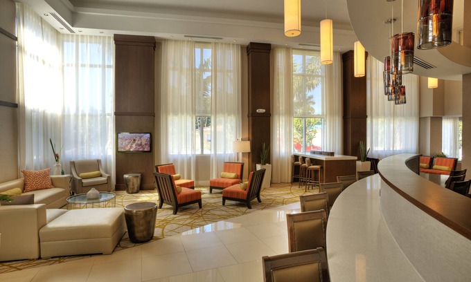 Miami Springs Hotel | Comfort Suites Miami Airport North
