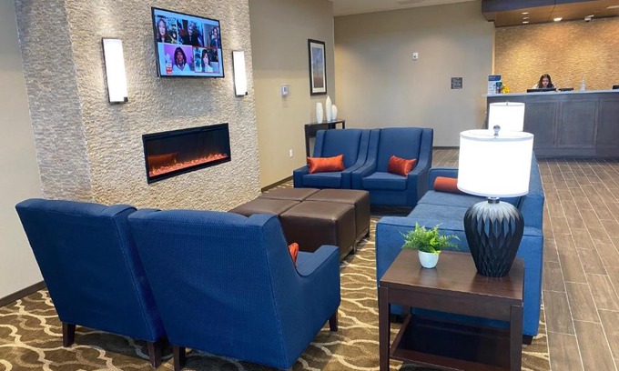 Midland Hotel | Comfort Suites Midland West