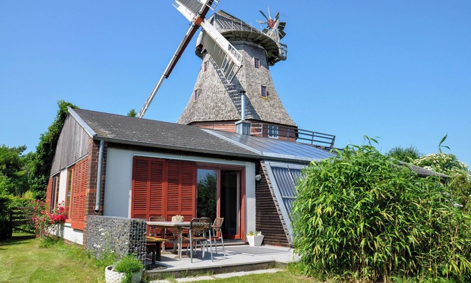 Elmenhorst/Lichtenhagen House | Comfortable holiday home, exclusive location on the windmill, near Warnemunde