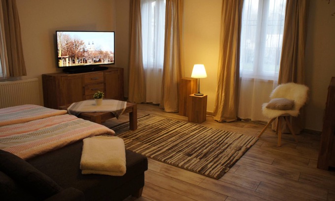 Lutherstadt Wittenberg Apartment | comfortable and spacious guest apartment in the countryside
