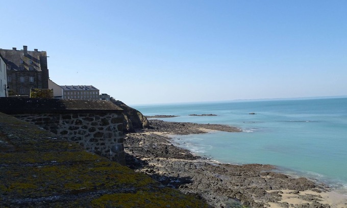 Saint-Martin de Brehal House | Comfortable holiday home 50 m from the sea