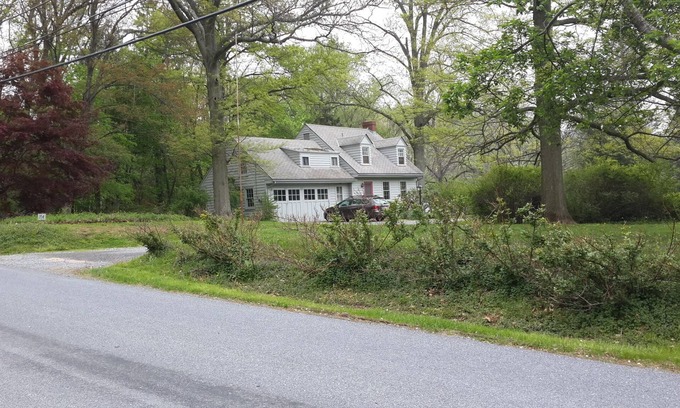 Kennett Square House | Comfortable 1930s cape in Marlborough Village