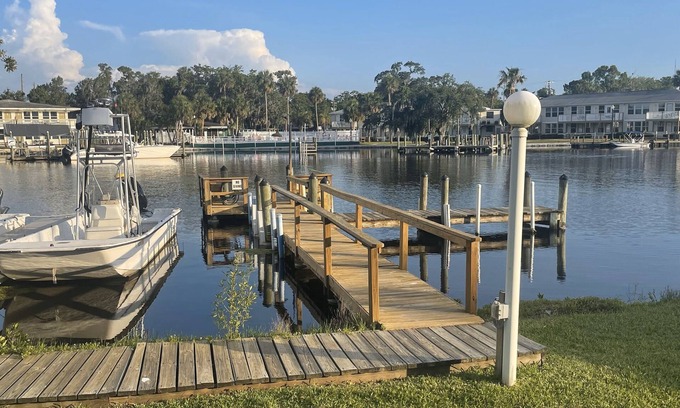 Homosassa House | Comfortable 2-bedroom townhome in charming Homosassa with Pool, Dock access
