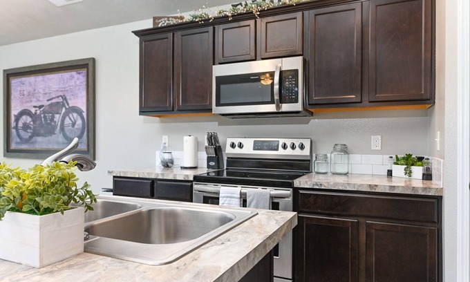 Nampa House | Comfortable 3 bed 2 bath home in Nampa - Sleeps 6
