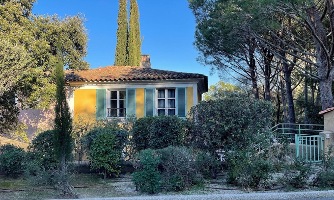 Les Restanques House | Comfortable 3 bedroom house , large garden Les Restanques, Grimaud, St Tropez