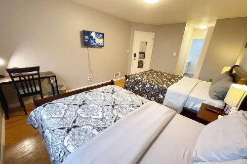 Excelsior House | Comfortable 3Br 2 5ba Unit in SF