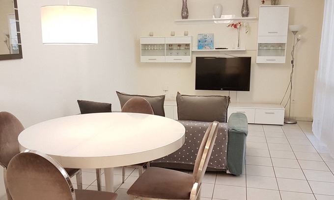 Moulin a Vent Apartment | Comfortable 70 m2 apartment with terrace in Lyon