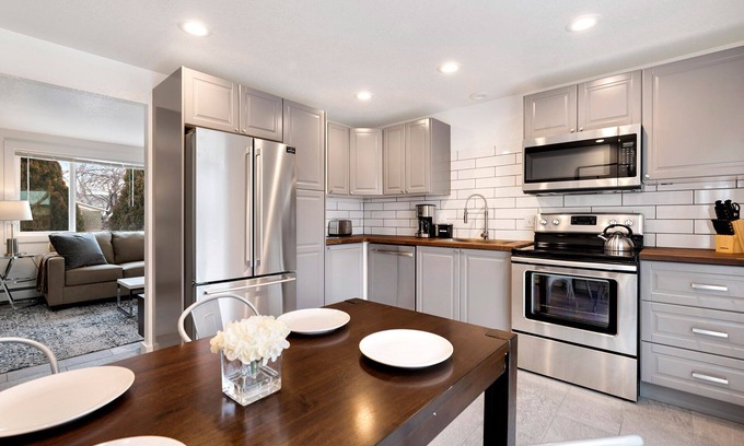 Loveland House | Comfortable Abode Near Historic Downtown