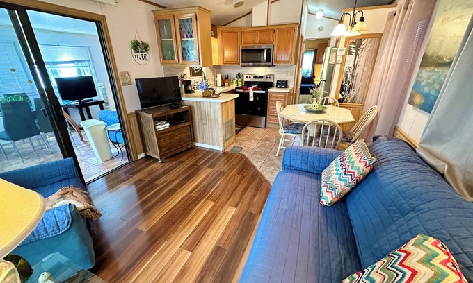 Hutchinson Island South House | Comfortable and clean 2 BR 3 bath beach bungalow