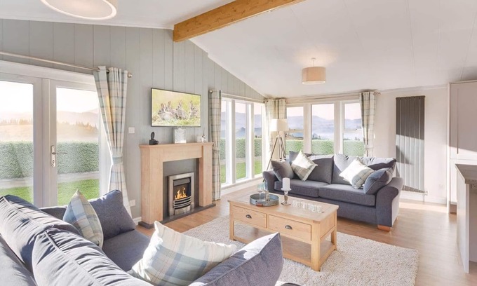 Newton Stewart Ski Chalet | Comfortable and spacious lodge with two doubles and one with bunks.