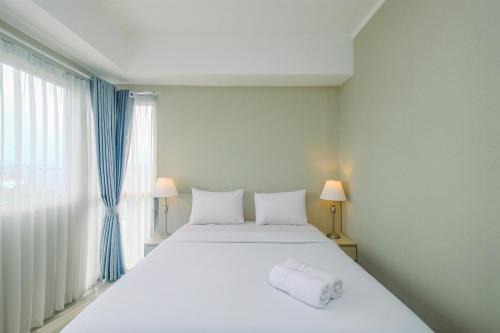 Cikarang Apartment | Comfortable and Spacious 2BR at Oasis Cikarang Apartment By Travelio