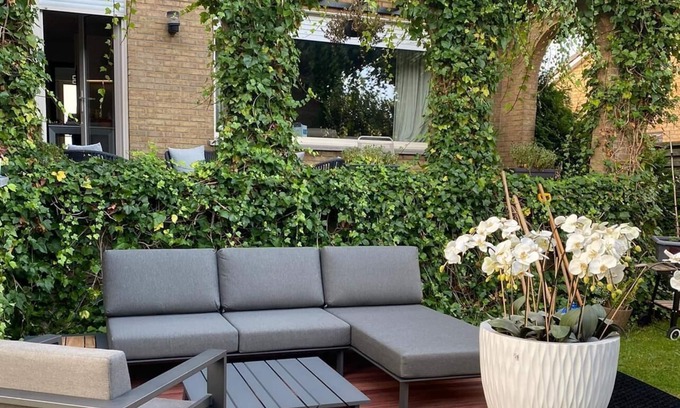 Sint-Andries Apartment | Comfortable apartment, close to downtown and train station