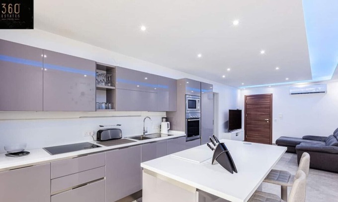 Pieta Apartment | Comfortable, beautiful APT in the centre + WIFI