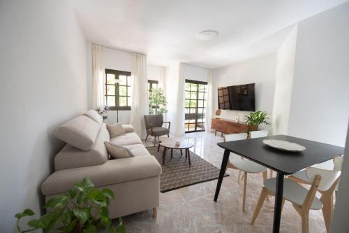 Gran Tarajal Apartment | Comfortable Centric Apartment Steps from the Beach