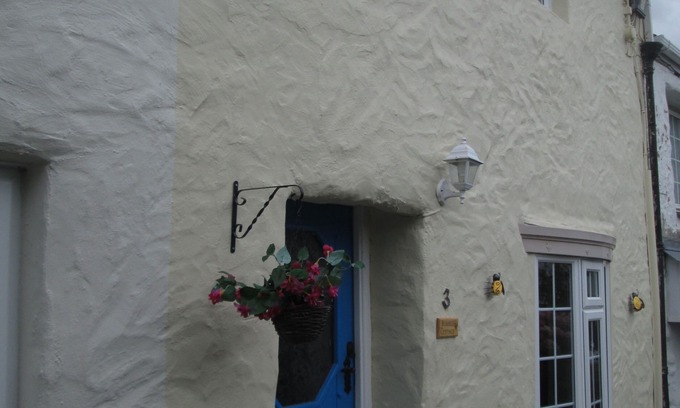 Combe Martin Cottage | Comfortable Character Cottage 'Bumble Cottage'