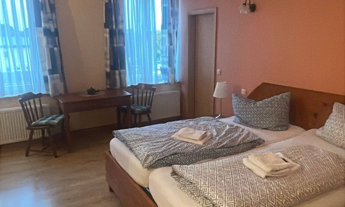Sieseby Bed & Breakfast | Comfortable double rooms directly on the Schleibrücke bridge
